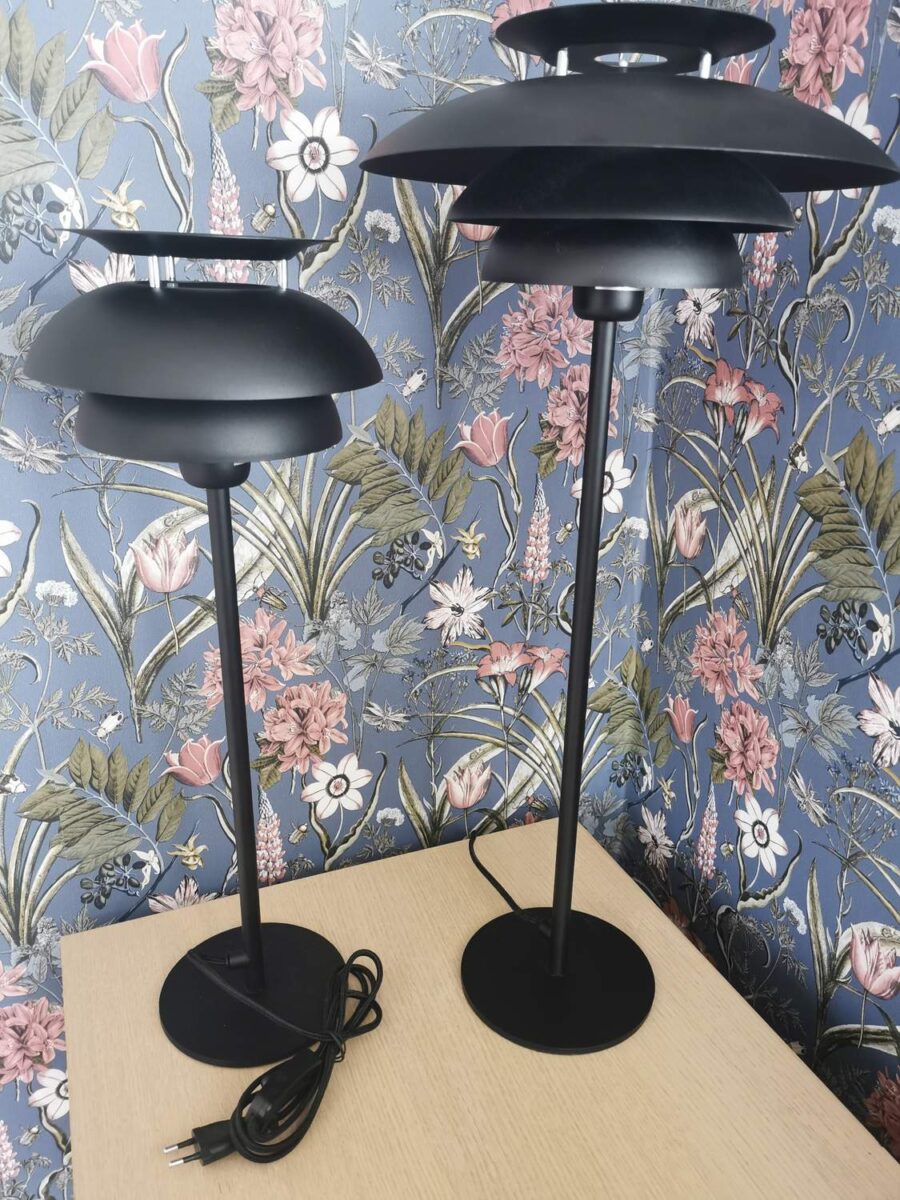 Bordslampa Flora Svart 55 cm - Eklunds Metall